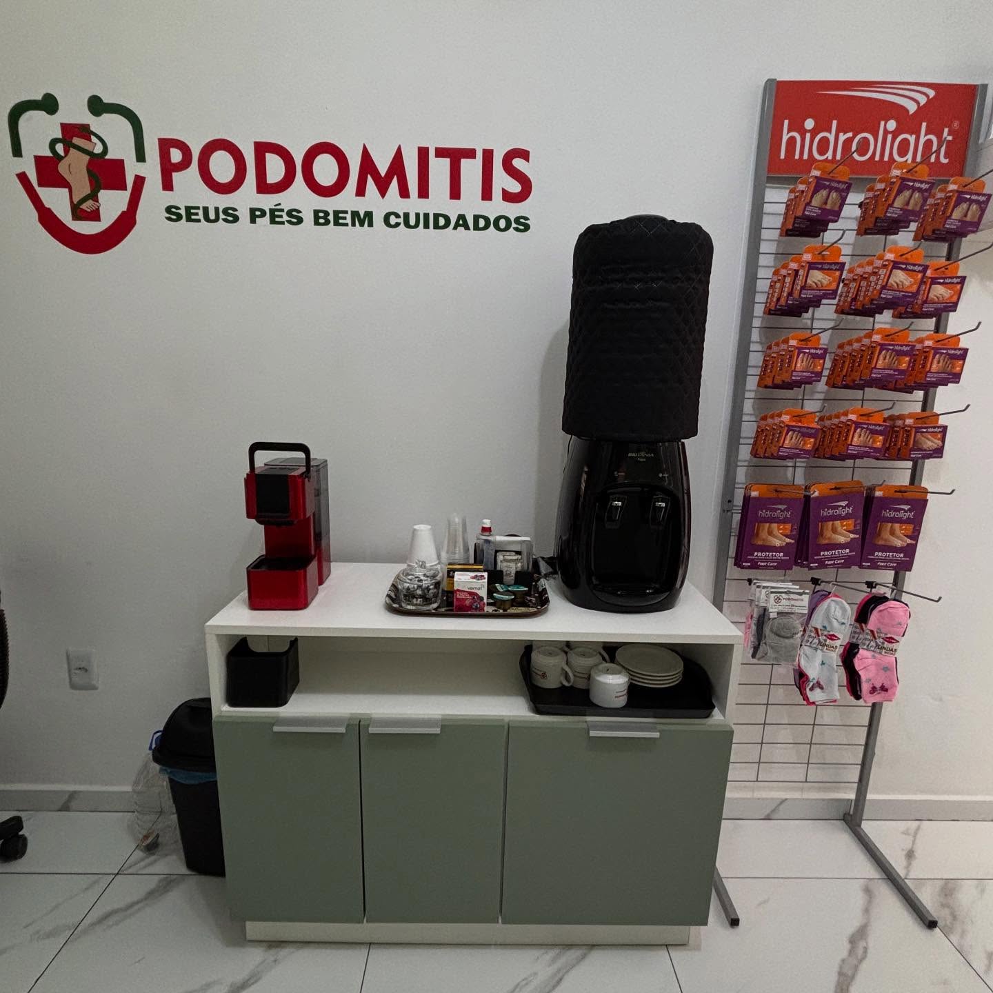 podomitis_1755731307_3703665101446079462_44604545041